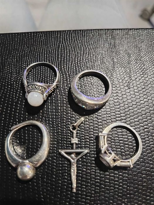 Сребърни пръстени