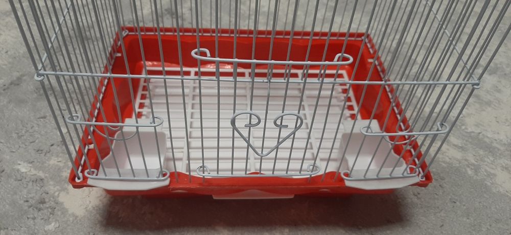 Клетка для попугая-ев новая.