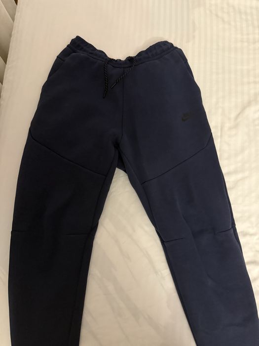 Pantaloni de trening nike tech fleece