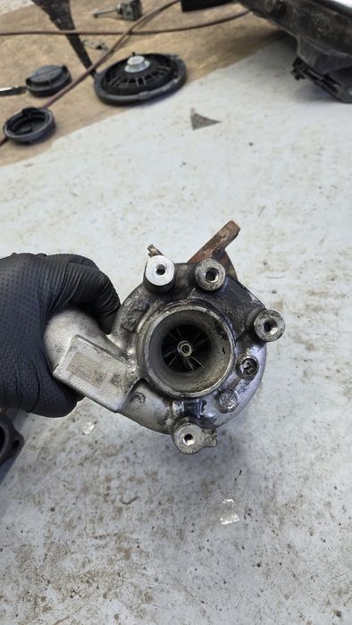Двигател на части Peugeot 208 1.4hdi