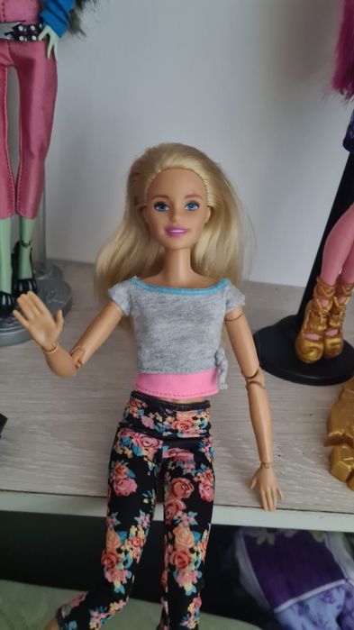 Продам Барби 5 куколок