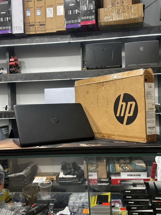 Офисный ноутбук HP laptop