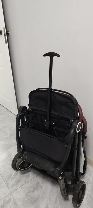 Детская коляска - проста в использовании