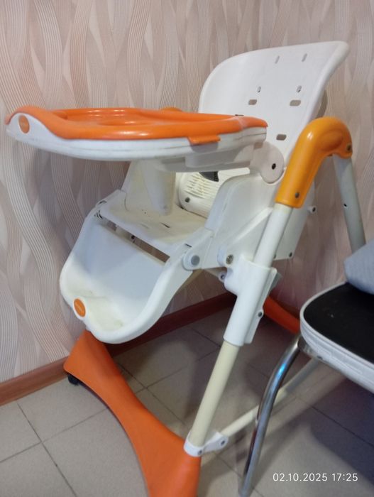Продам стульчик для кормления