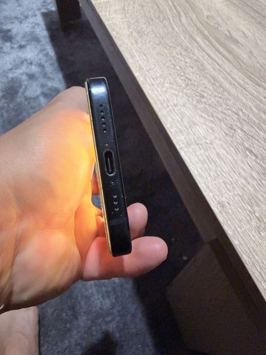 Iphone 15 negru 128 gb