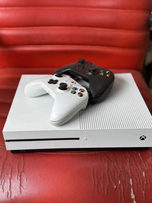 Xbox One S   512 Gb