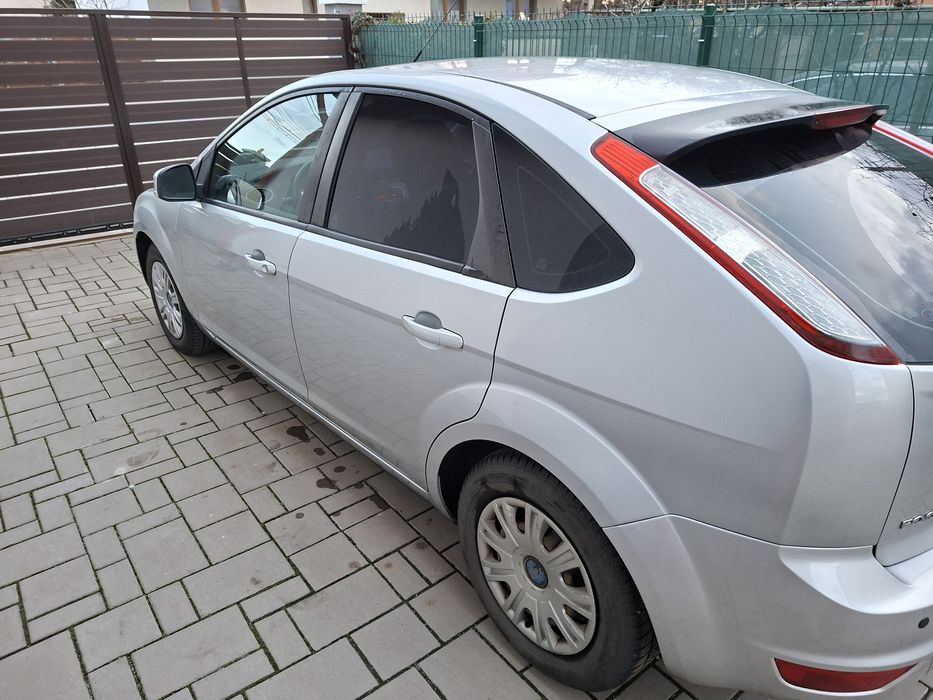 Ford Focus 1.6 benzina