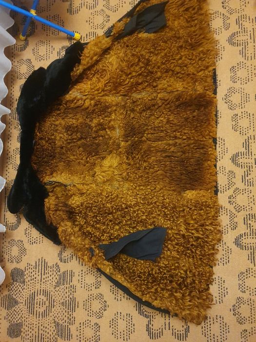 Продаю овчинный тулуп р 54