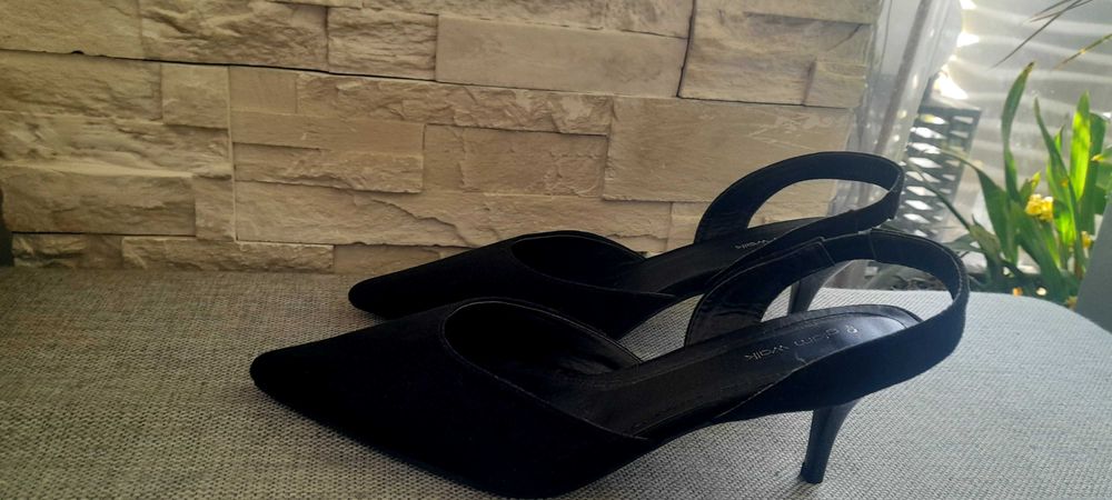 Pantofi eleganti cu toc