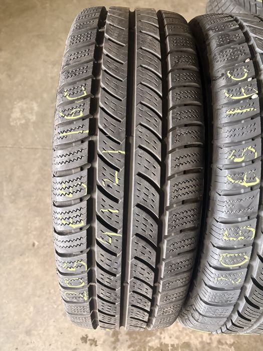 Anvelope iarna 205/65/16C Continental VancoWinter 2 205 65 16C R 16 C