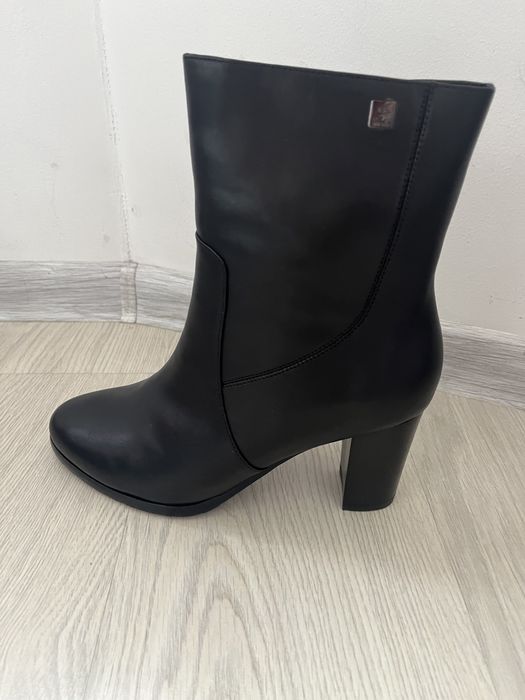 Женская обувь новая