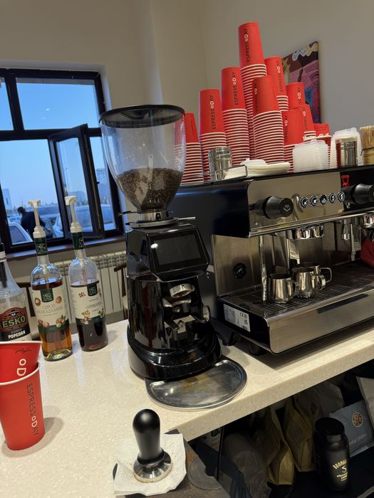 Продам кофемолку