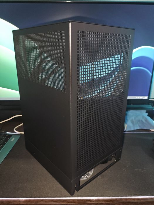 Корпус для ПК DeepCool CH170 Digital (вентиляторы в комплекте)