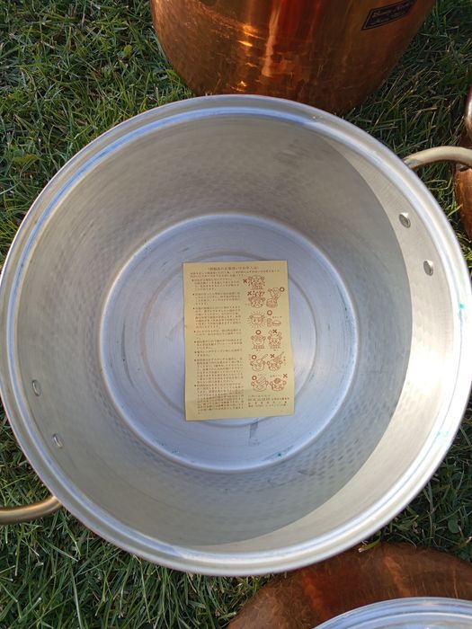 Продам медные кастрюли.