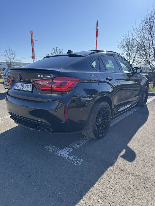 Vand sau schimb cu mercedes viano