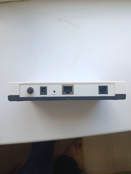 TP-Link ADSL2/2+ Wi-Fi модем/роутер, б/у, с блоком питания