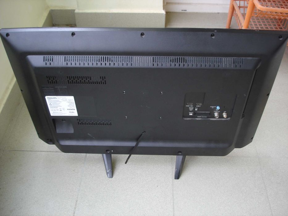 2018-та ТЕЛЕВИЗОР Philips 32PFS4132/12