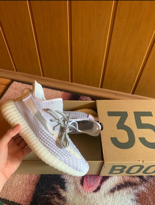 Yeezy boost 350 white reflective