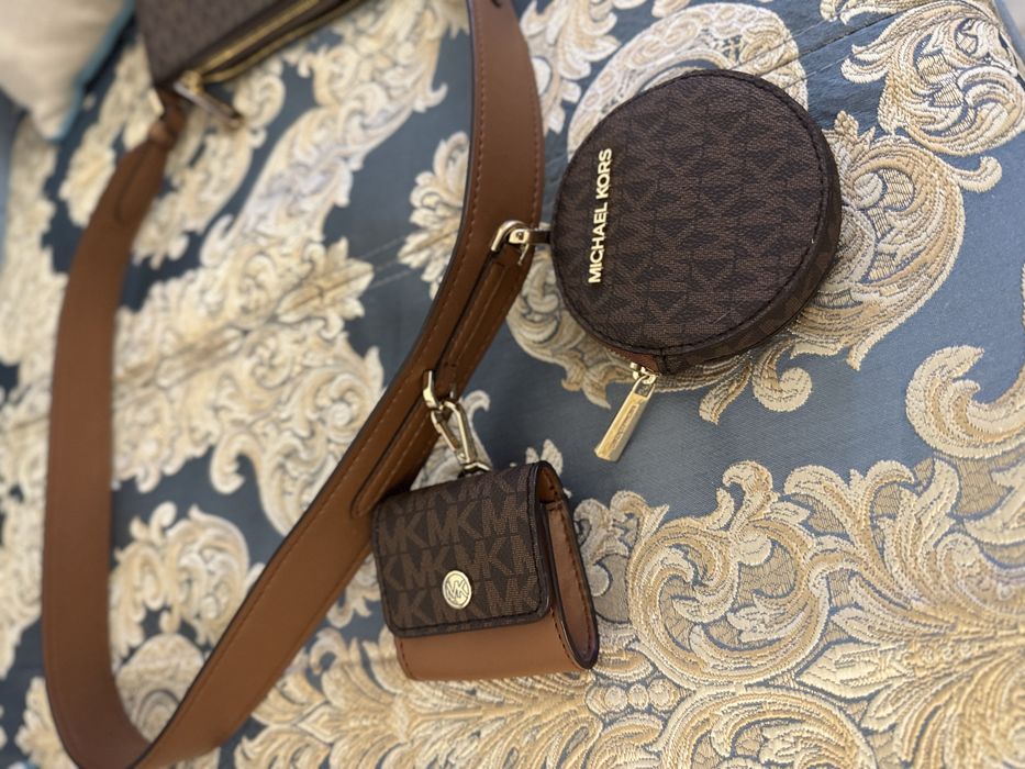 Продам сумку Michael kors оригинал