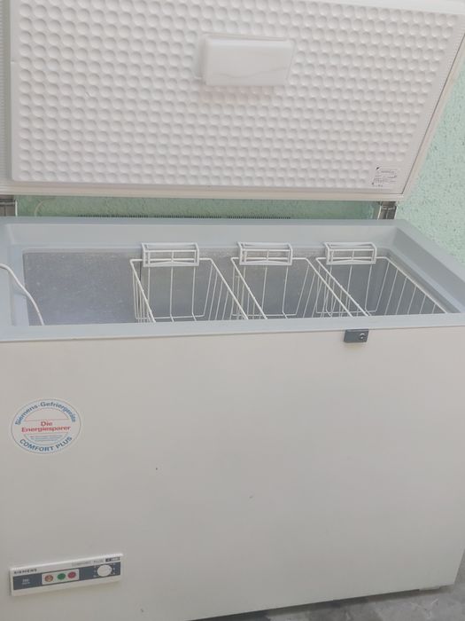 Vând combină frigorifică cu redare în Timișoara folosită doar un an