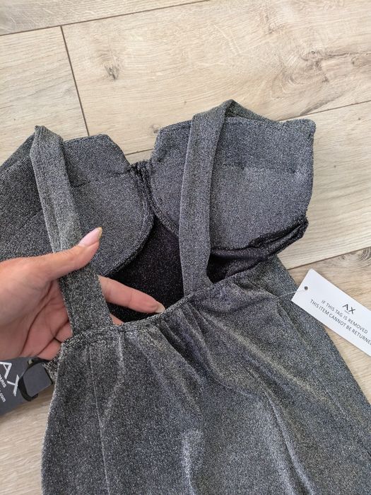 Нова сребриста рокля