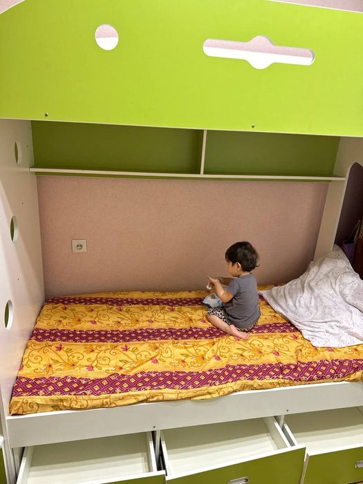 Мебель сотилади срочно!