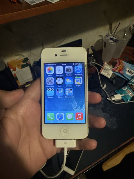 Продам iphone 4 8 gb