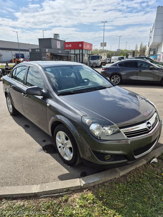 Vand Opel Astra H 2011