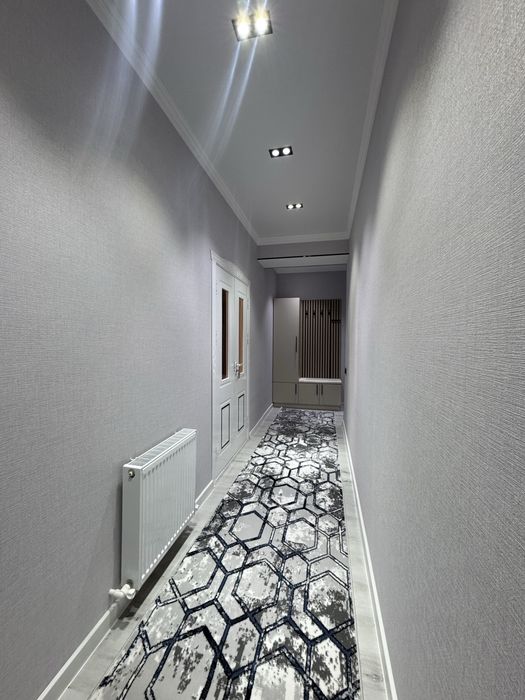 Двухкомнатная с ремонтом + мебель+балкон