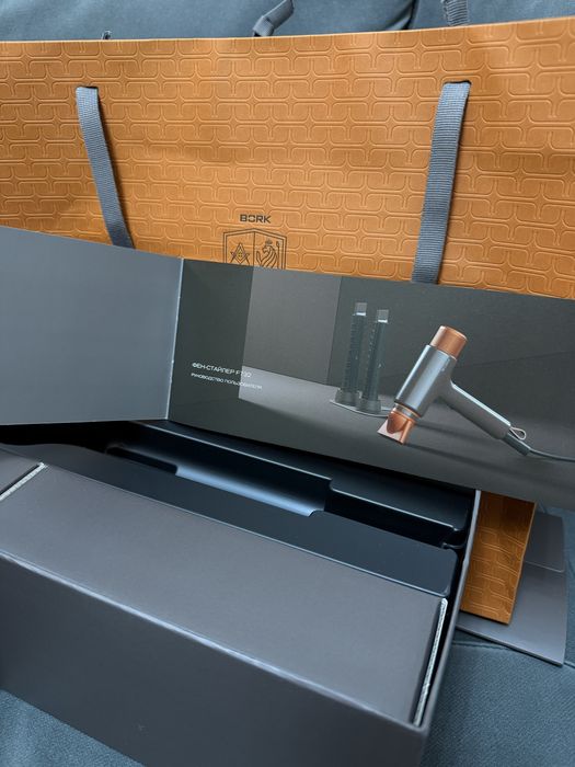 Продам фен стайлер BORK