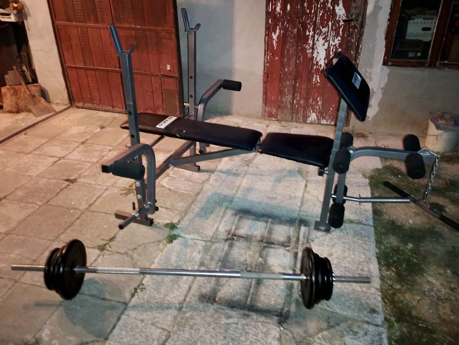 Лежанка с лост и тежести