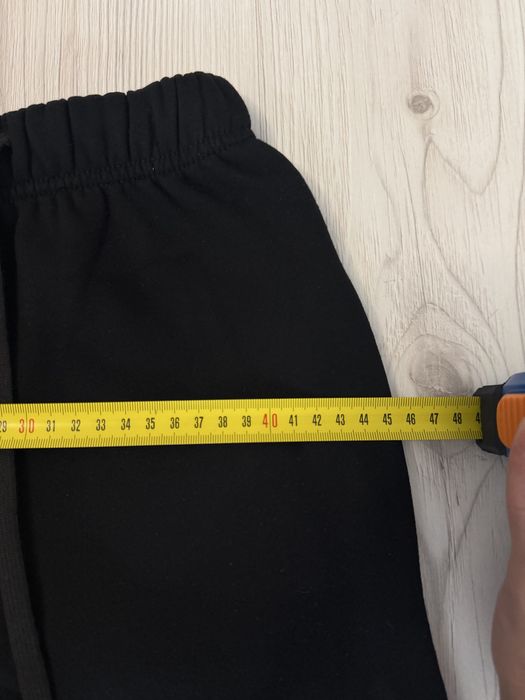 Pantaloni Essentials