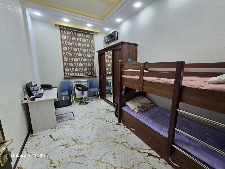 3 xonalik uy sotiladi festival oldida