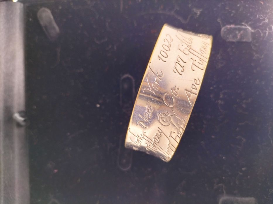 Кушум-  зирак, браслет Tiffany&Co брендидан, комплект зирак ва узук