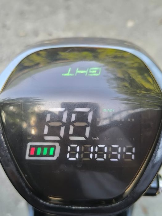 Электроскутер evestar 8