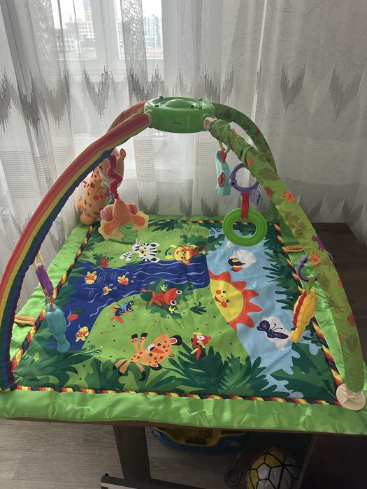 Игровой коврик с погремушками