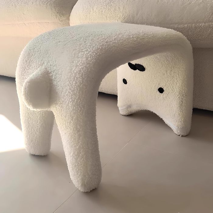 Пейка коте, подходяща за детска стая или антре