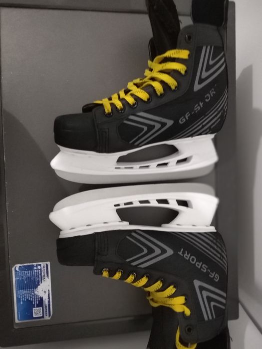 коньки, в хорошем состоянии