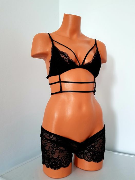 Seturi lenjerie intima sexy dama