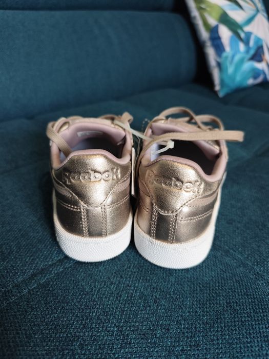 Нови маратонки Reebok - 35 номер