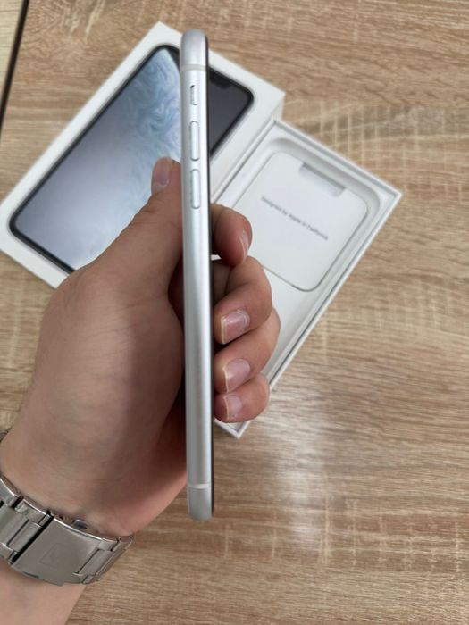 Продам iphone xr
