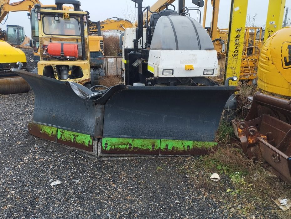 Cupa lama zapada pentru buldoexcavator Caterpillar