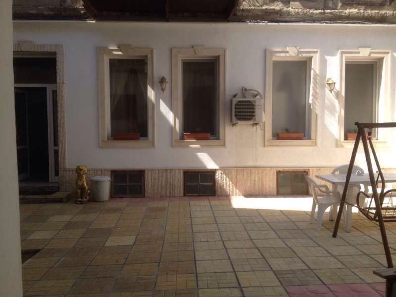 Дава се под наем Двустаен апартамент в Русе, Център - 50 кв.м за 239.19 € - Снимка #4