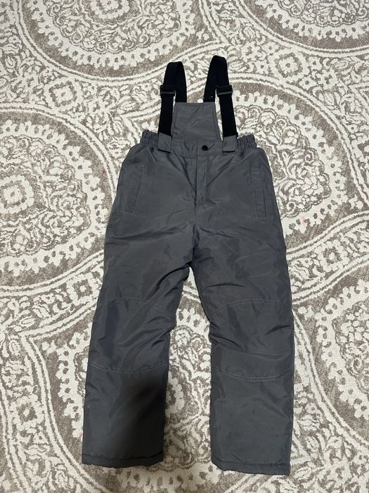 Продам зимний детский комбинезон на девочку!