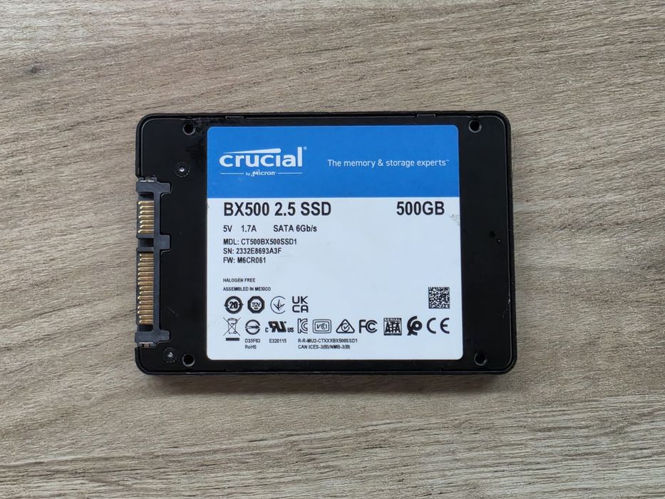 SSD Crucial BX 500 / 500GB.