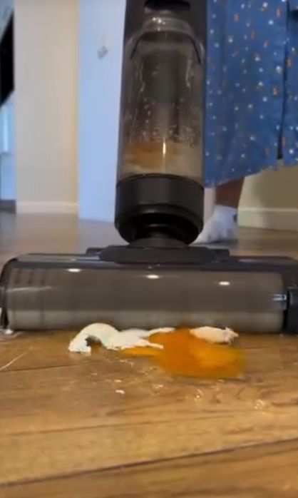 Продам моющий пылесос MU