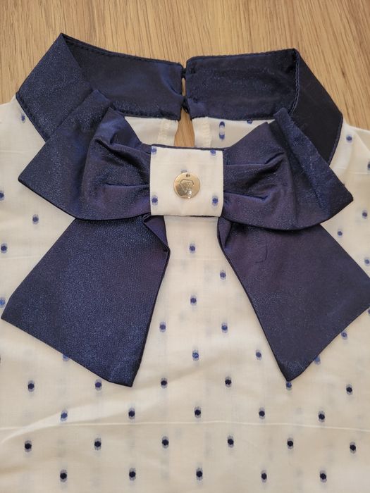 Елегантна блуза на Lucy