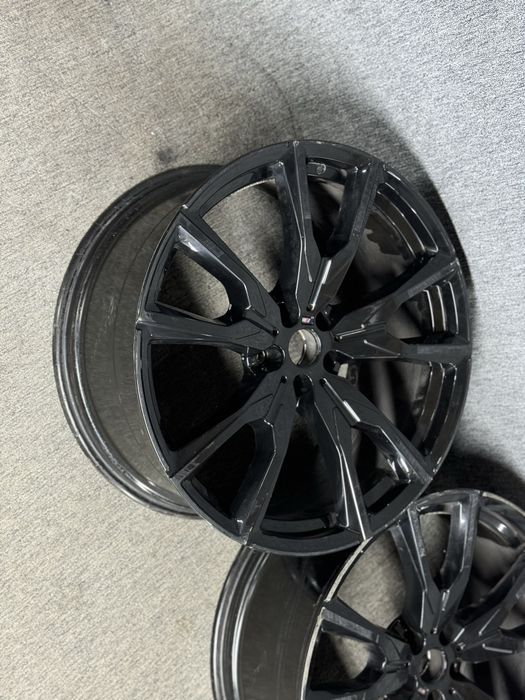 Janta fata spate X7 G07 R22