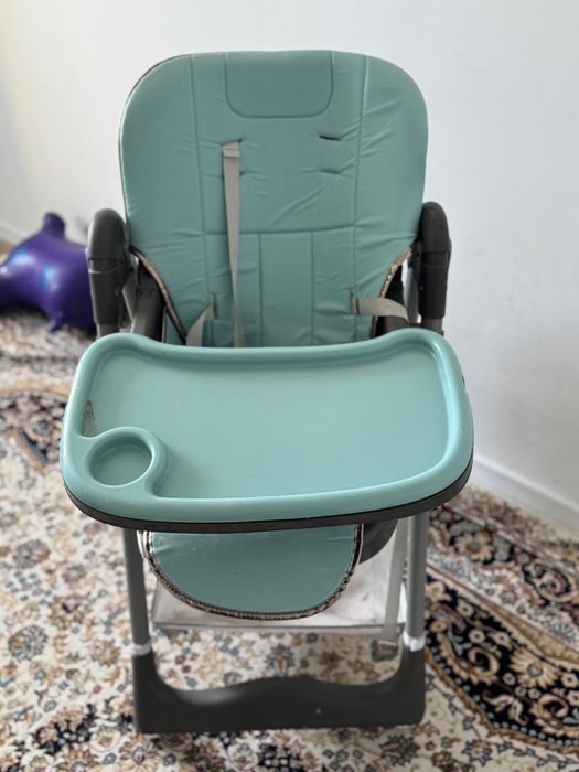 Стульчик для кормления. Стол детский