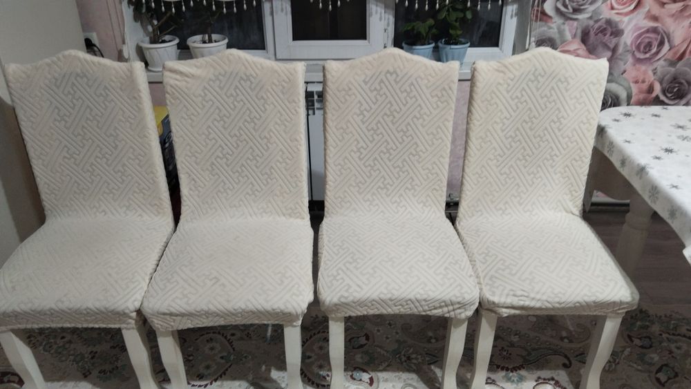 Продам стулья в хорошом состояни